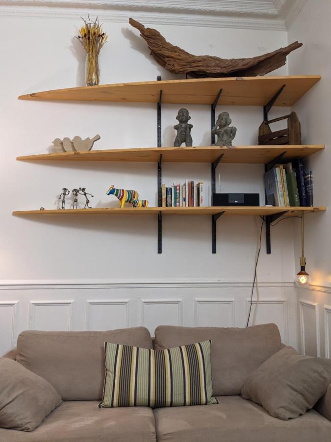 Private Acces To The All Flat. Charming Parisian. Eksteriør billede