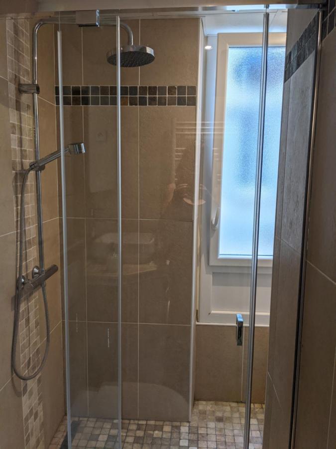 Private Acces To The All Flat. Charming Parisian. Eksteriør billede